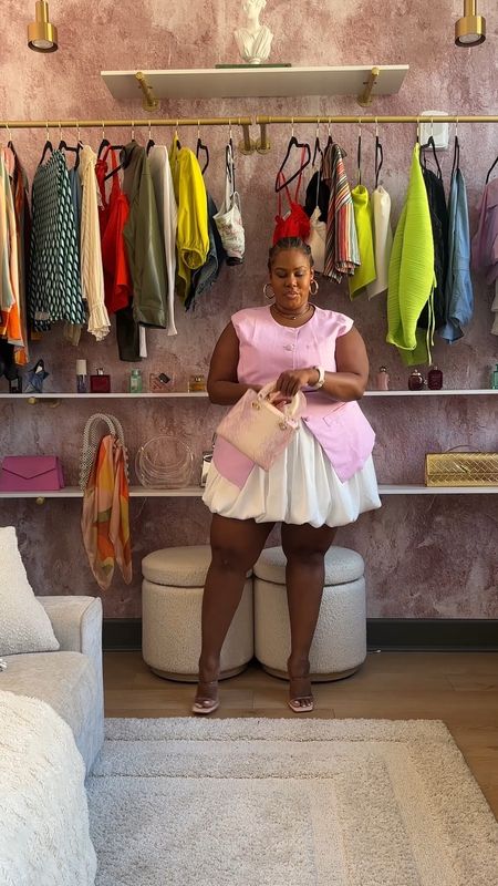 Bubble hem dress bubble skirt . 
Dress is from Rebdolls.
Pink is sold out right now 

#LTKVideo #LTKPlusSize
