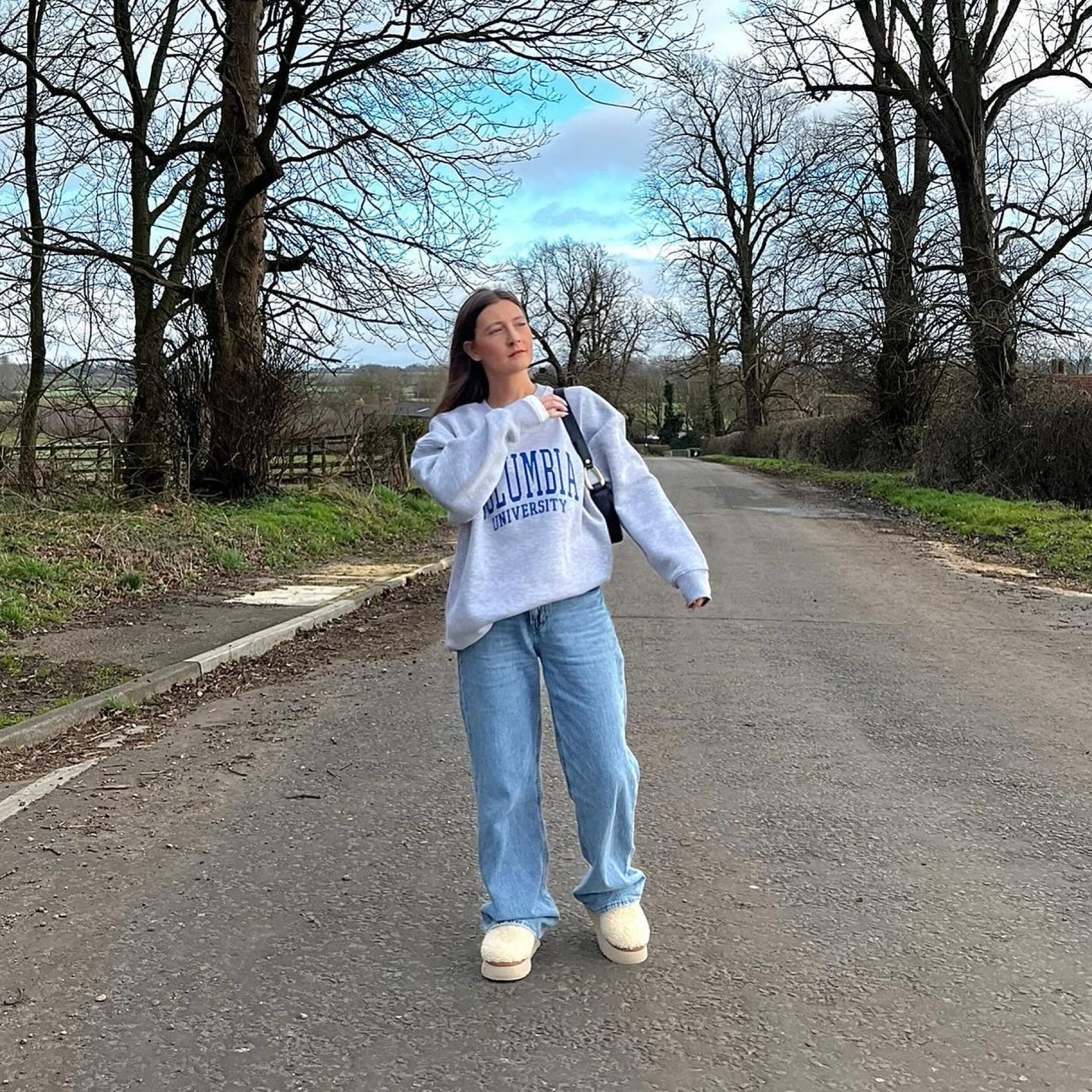 casual outfits, sweater outfits 🤍

#LTKstyletip #LTKfindsunder50 #LTKSeasonal