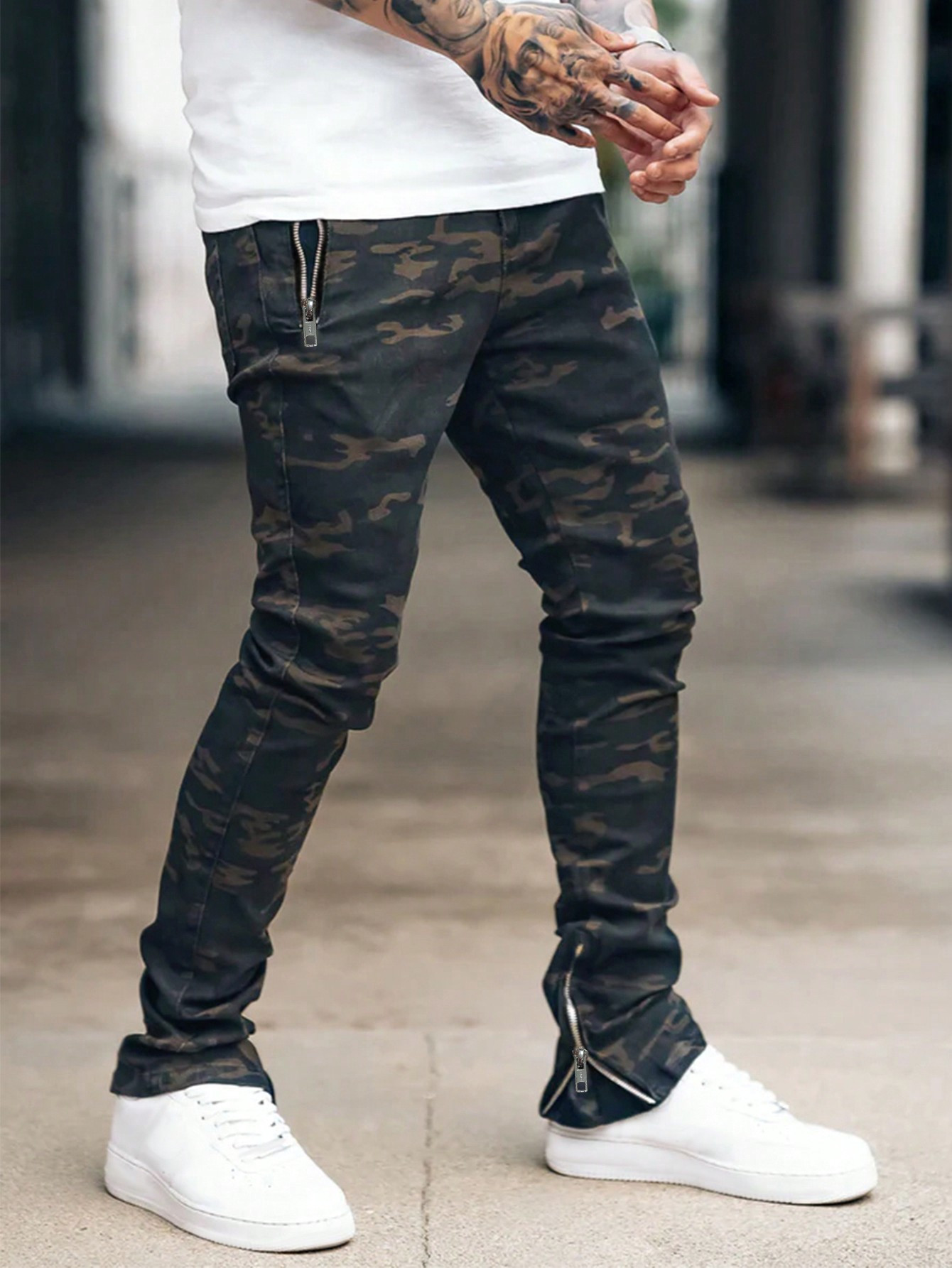 Men's Multi-Pocket Stacked Camo Printed Long Denim Jeans | SHEIN