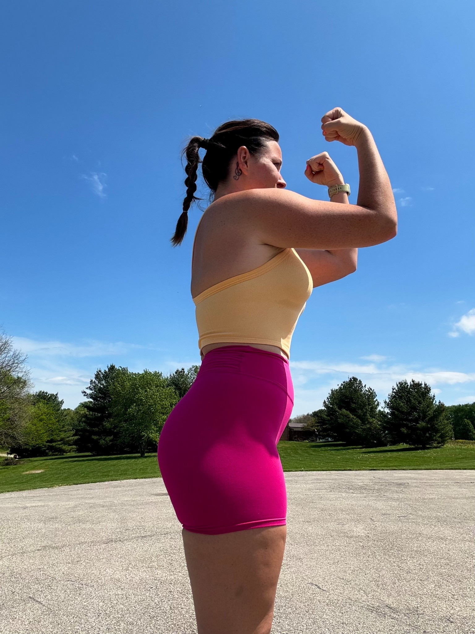 My favorite workout combo. These shorts + no bra top 

#LTKmomlife #LTKfitnessgoals #LTKActive