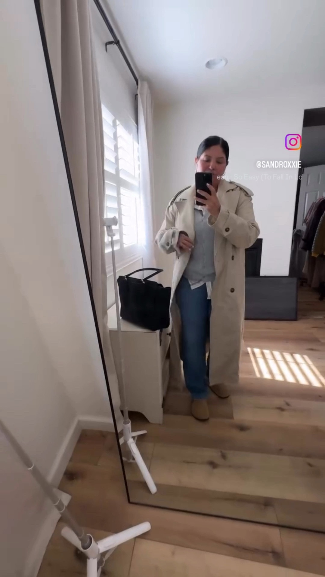 14/15 fall outfits

large in the cardigan, stripped button up, + trench.

12 in the jeans 

#LTKItBag #LTKStyleTip #LTKShoeCrush