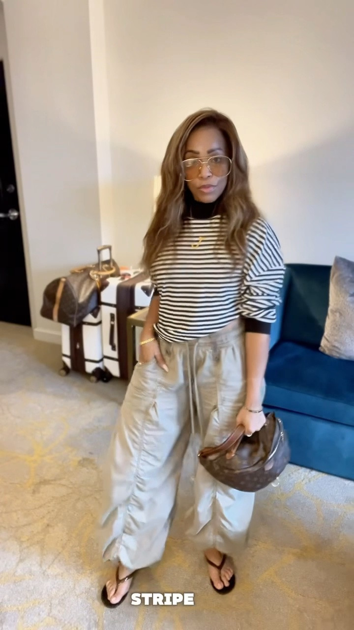 Travel uniform activated: comfy, effortless & still giving elevated. These utility balloon pants have officially become my new personality because why are they THIS good?! 😩 (had to brighten video because of poor lighting in hotel but they’re green lol) @urbanoutfitters-eu

#LTKgrwm #LTKootd #LTKTravel