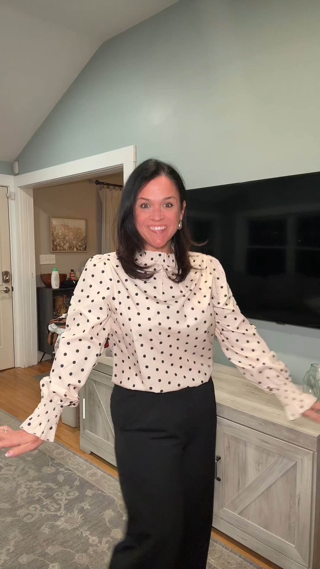 Halara work pants. So comfy! Don't wrinkle! Come in lengths! Super flattering! @Halara #halara #halaraworkpants 

#LTKMidsize #LTKootd