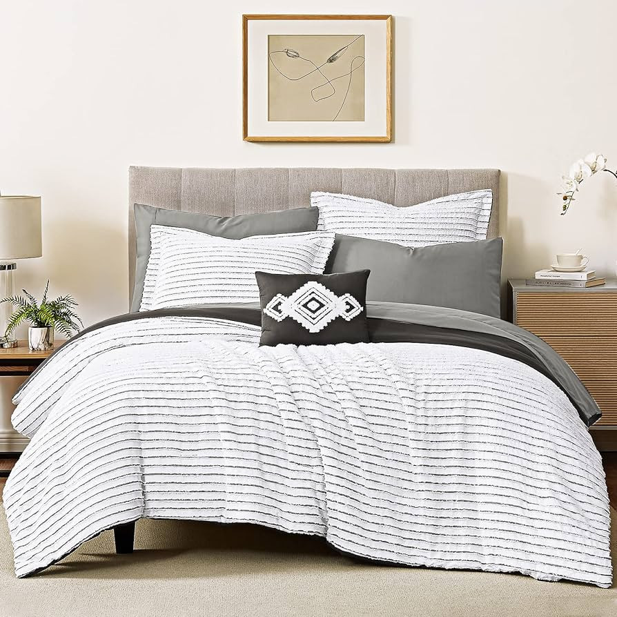 WRENSONGE Boho Queen Jacquard Comforter Set, 8 Pieces Black and White Striped Tufted Comforter Se... | Amazon (US)