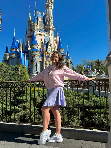 Disney world outfits, lululemon, skims, vacation, Florida, loungewear 

#LTKstyletip #LTKtravel #LTKfamily