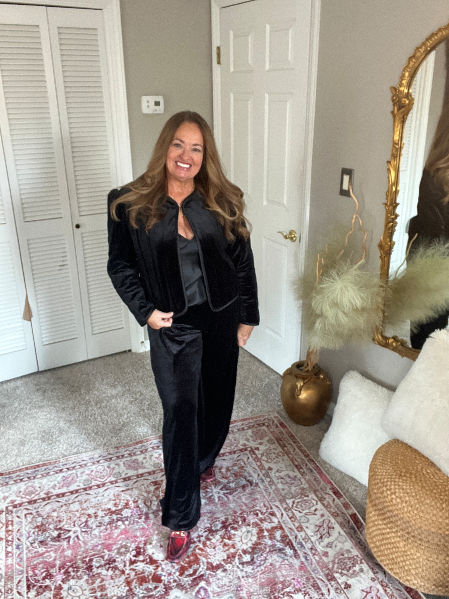 Velvet suit and plaid loaferszz

#LTKHoliday #LTKootd #LTKGiftGuide