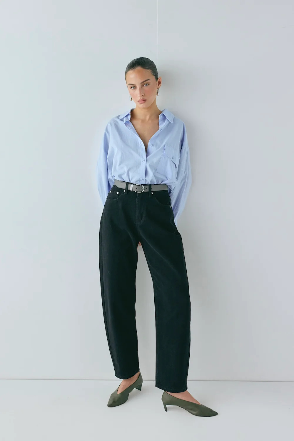 Lex Barrel Denim Jeans Black | VRG Grl