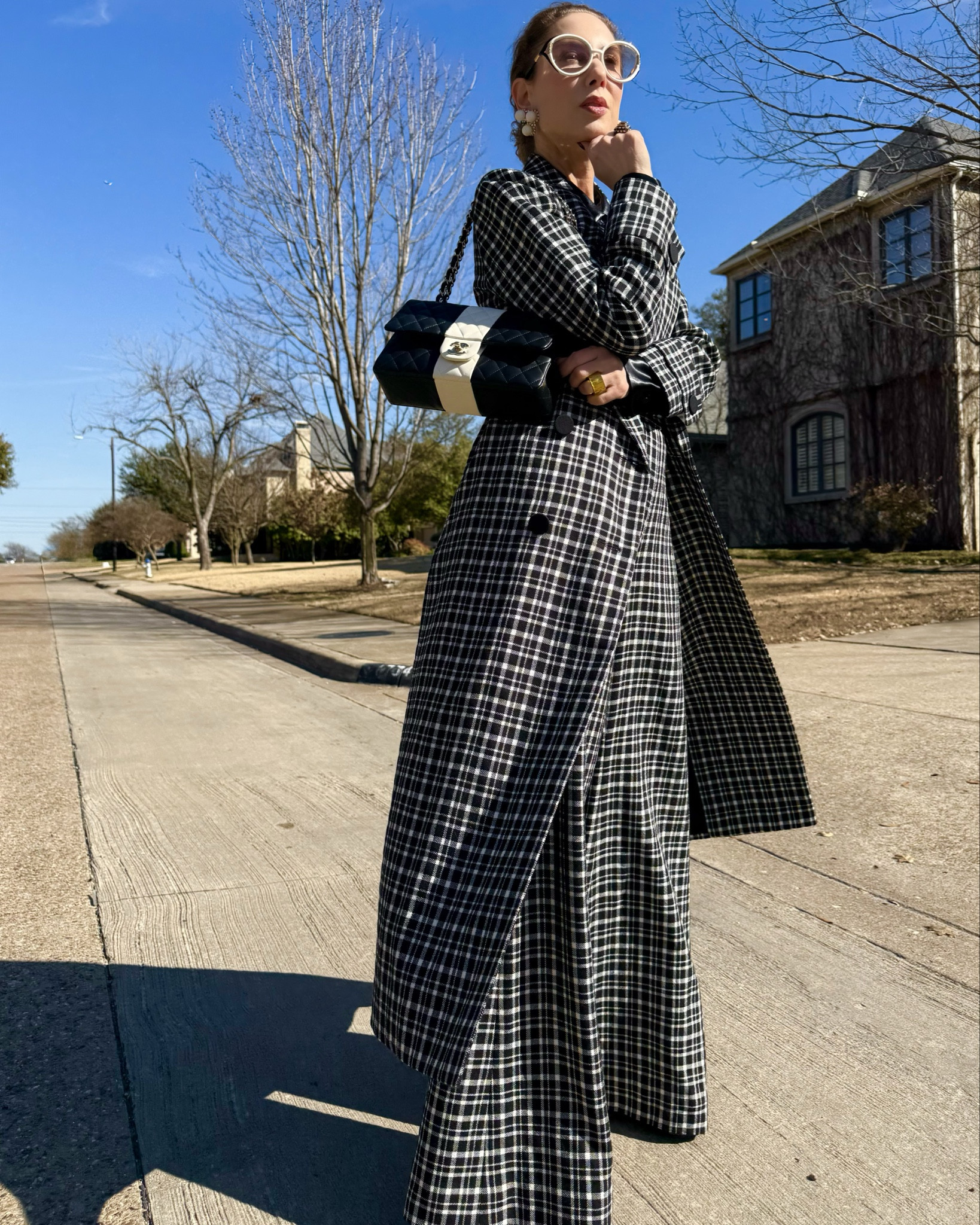 Outfit 1: Carolina Herrera 
Outfit 2: Rosie Assoulin 
Outfit 3: Libertine 
Outfit 4: Carolina Herrera 

Peep slide #3 for another way to wear Pantone's Color of the Year. 🤔

This year brought growth I didn’t expect, lessons I didn’t plan for, and moments I’ll carry with me for a long time. There were surprises, a lot of joy, a little chaos, and yes… plenty of fashion along the way. 

In fact, if you want to know the details of each of these outfits. Comment the word "2026"