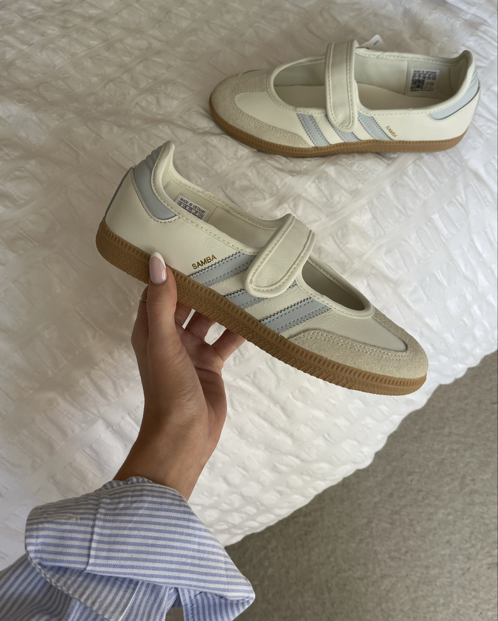 O B S E S S E D!!!! I recommend sizing up I’m usually a 4/4.5 and I got a size uk5 
