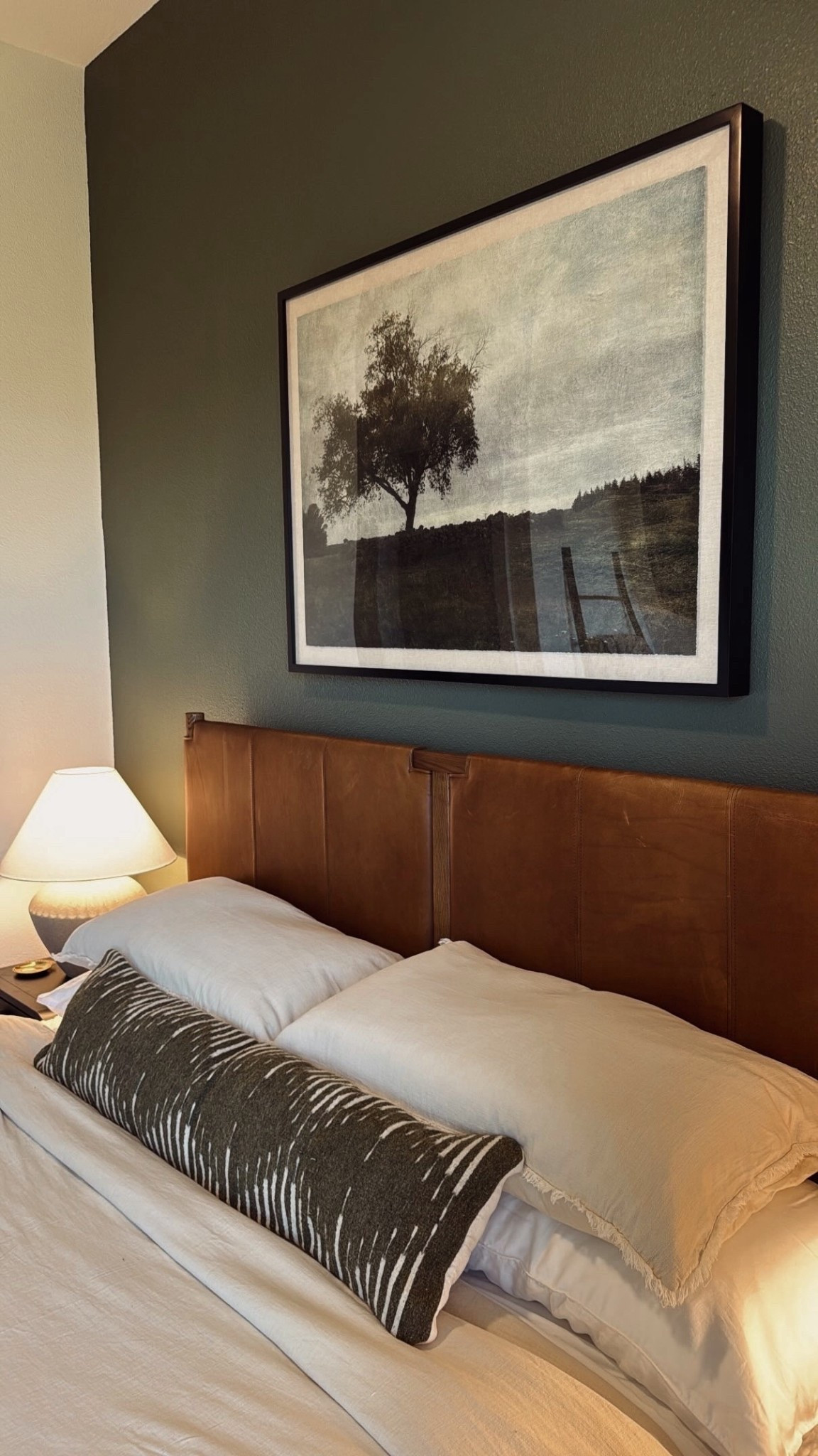 My favorite trick for making an apartment feel like home? Paint! A well-chosen accent wall can instantly warm up a space and draw attention away from that all-too-common, less-than-lovely apartment carpet.

#AccentWall #HomeInspo #ApartmentDecor #InteriorDesign #ApartmentLiving #RenterFriendly #CozyVibes #GreenAccentWall

#LTKHome