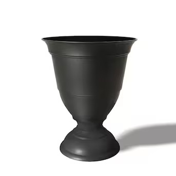 Style Selections Round 15.91-in W x 15.91-in L Black Recycled plastic Indoor/Outdoor Planter | Lowe's