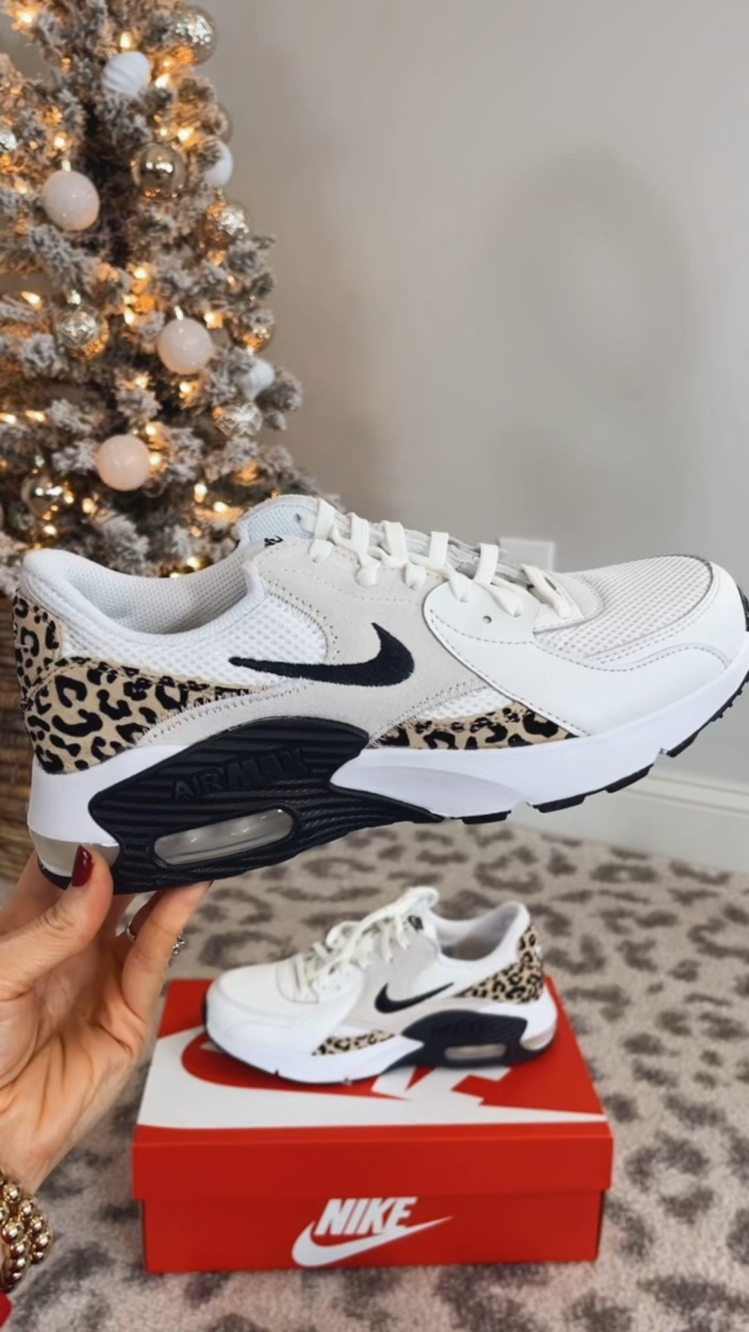 Nike sale!!!! Linking my favorites! Use code: GIFTS
Size up 1 full size in these!! 

#LTKFindsUnder100 #LTKfitnessgoals #LTKSaleAlert