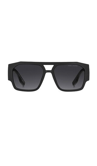 Marc Jacobs Aviator Sunglasses in Black. | Revolve Clothing (Global)