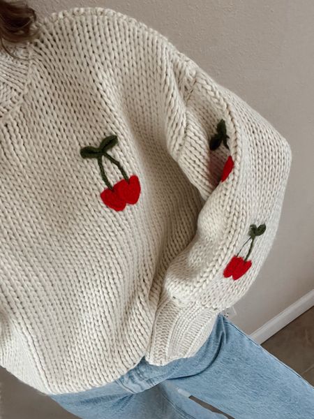 Knit sweater 🍒 on sale! Sized up to a medium

Knit sweater | winter style | cherry print | trending 

#LTKstyletip #LTKsalealert