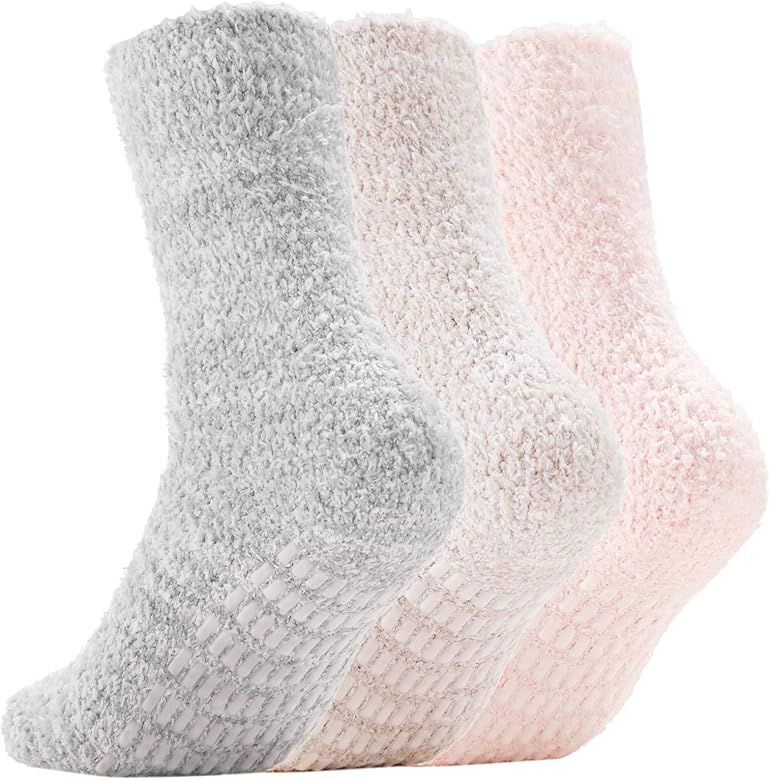 Breslatte Ultra Thick Longer Slipper Socks for Women Non Slip Socks Womens Hospital Socks with Gr... | Amazon (US)