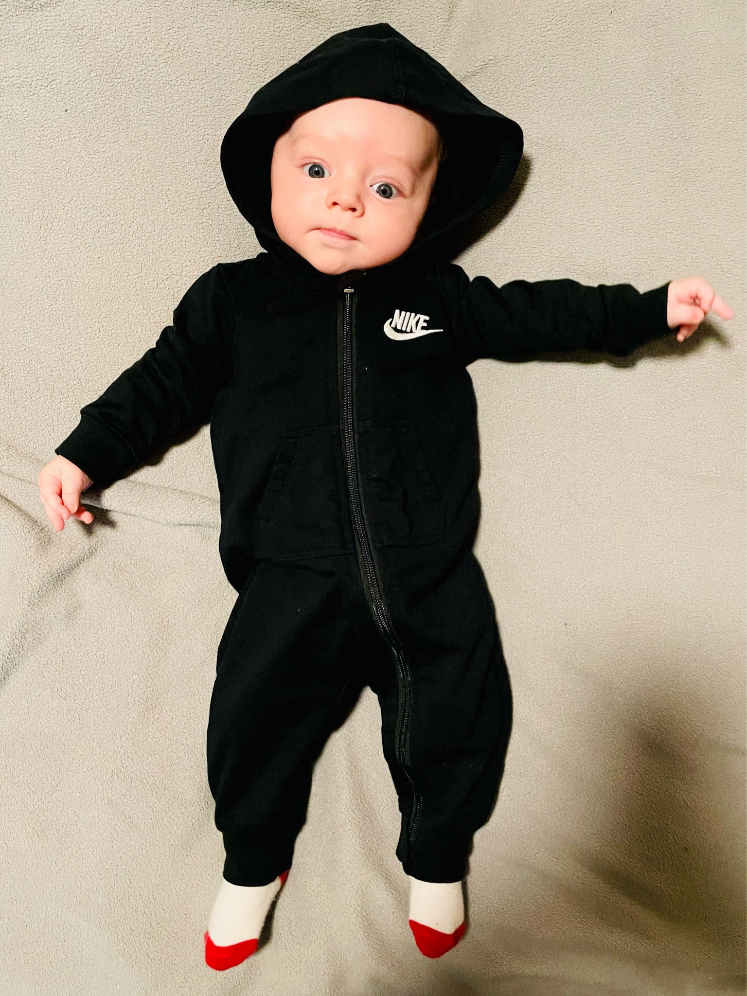 Baby boy’s Nike onesie, Nike tracksuit, baby boy style, baby socks

3 months

#LTKbaby #LTKkids #LTKfamily