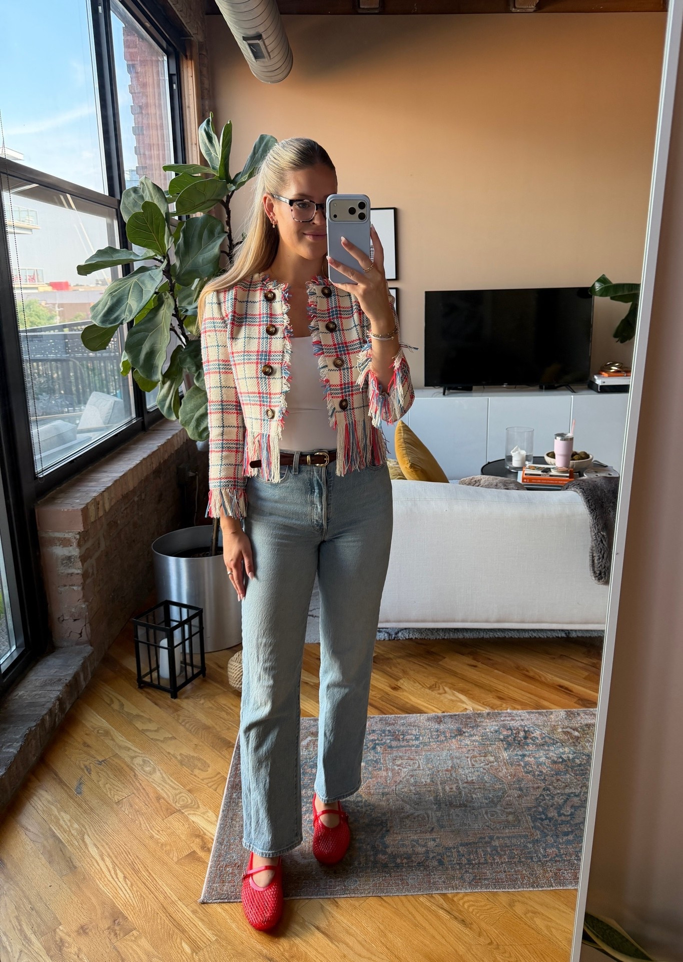 Jacket, Jeans & Jellies

Jacket: Veronica Beard
Jeans: Levi’s Ribcage Straight
Jelly flats: intentionally blank

Workwear, ootd, casual, outfit inspo, trending, style, contemporary, Shopbop,

#LTKootd #LTKTall #LTKWorkwear