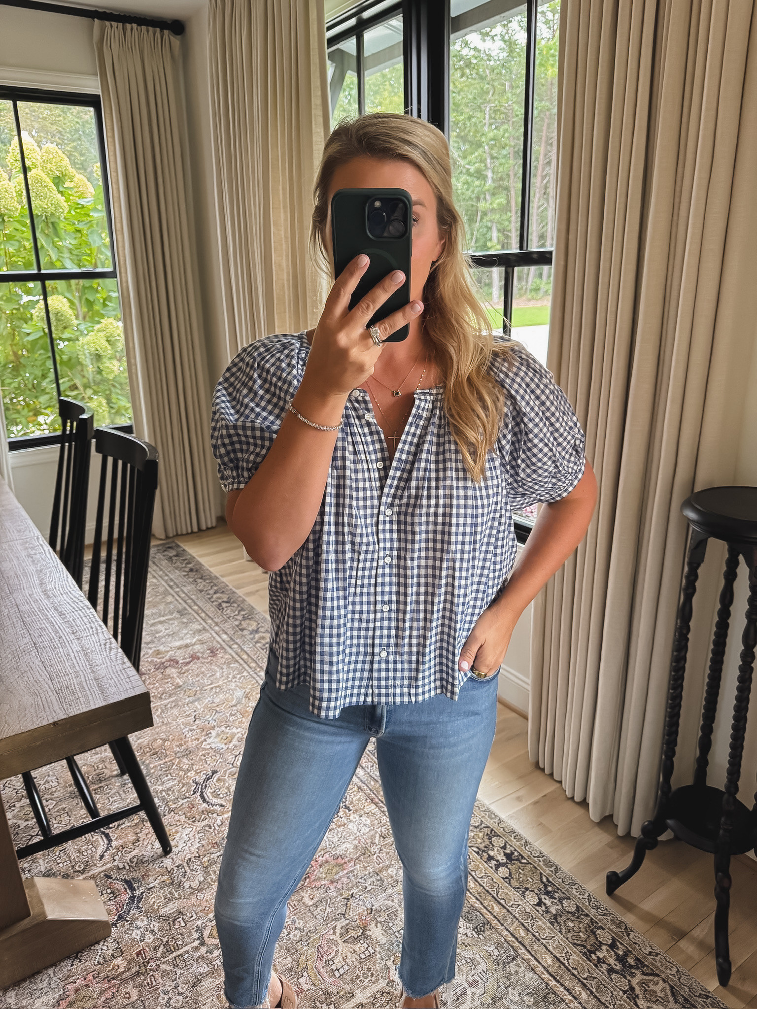 Jeans and top outfit 