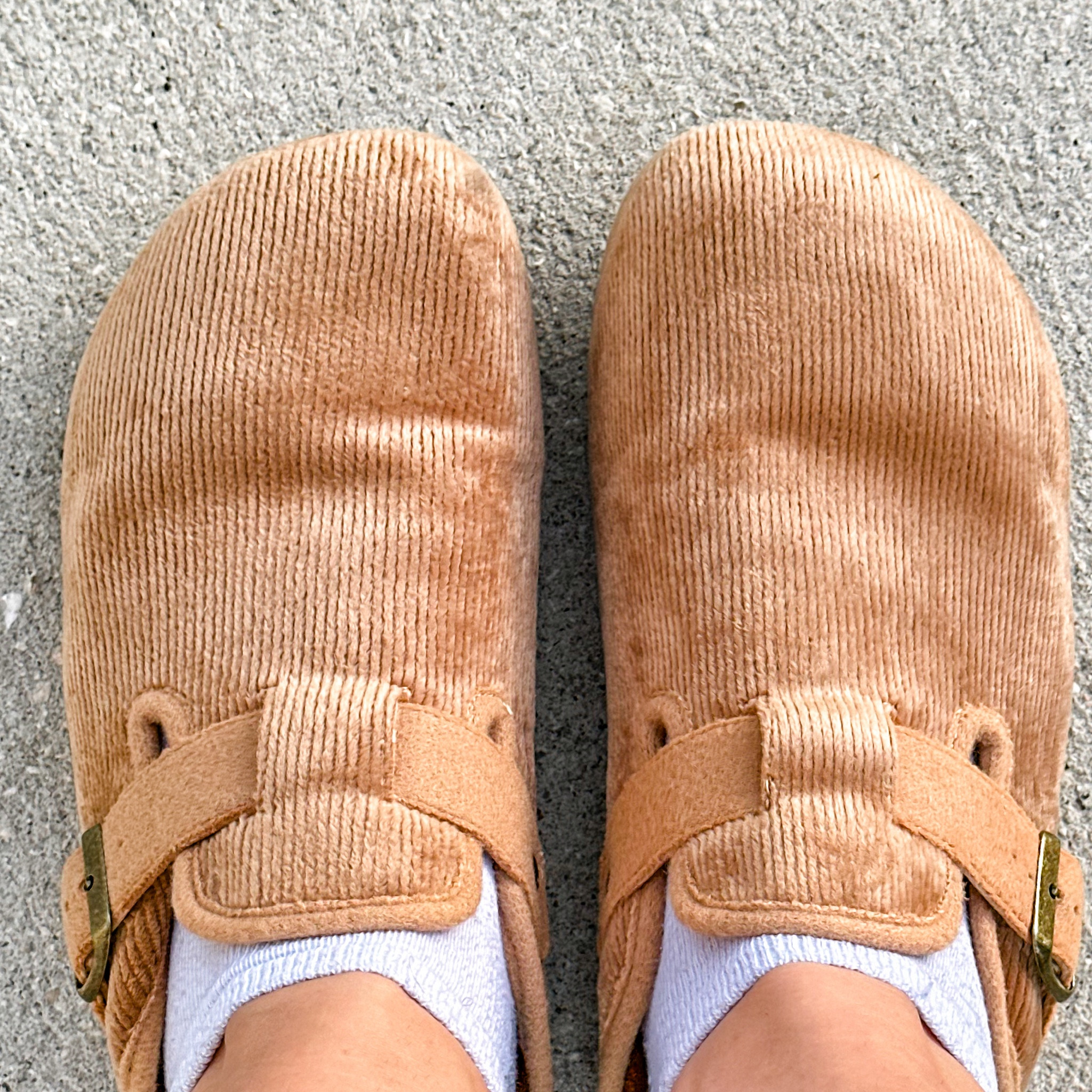 LOVE that these are suede! 🤎

Dirty Laundry has comfy shoes too! 

#LTKSeasonal #LTKFindsUnder100 #LTKShoeCrush
