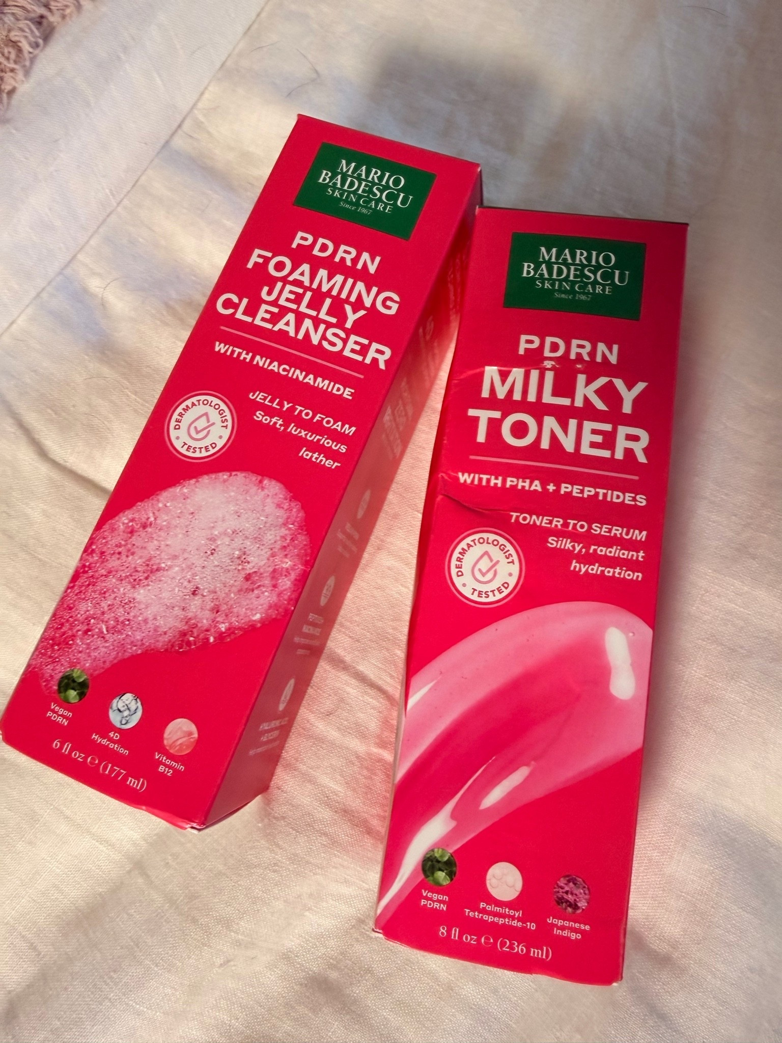 Excited to try these two products from @mariobadescu 🤍 I love their PDRN advanced peptide jelly (use it everyday with my devices) so I know these will be good!
