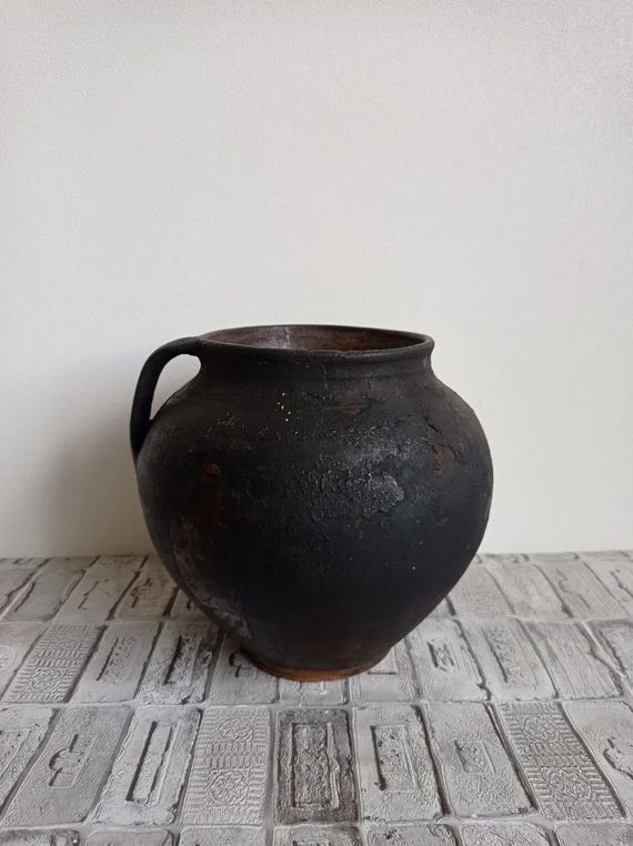 Old big clay pot Vintage black clay pot Wabi Sabi pottery | Etsy | Etsy (US)