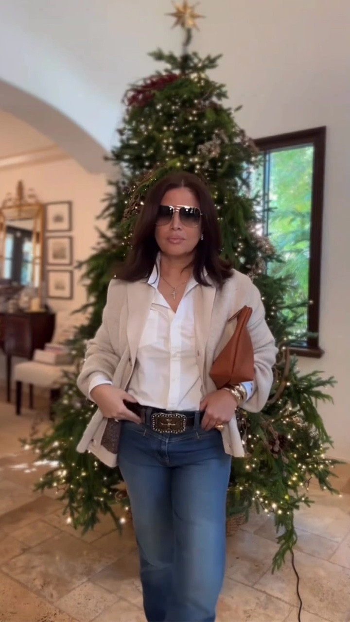 Weekend vibes with a hint of western energy…. 🐴🤠 🍁🍂

#LTKStyleTip #LTKFindsUnder100 #LTKOver40