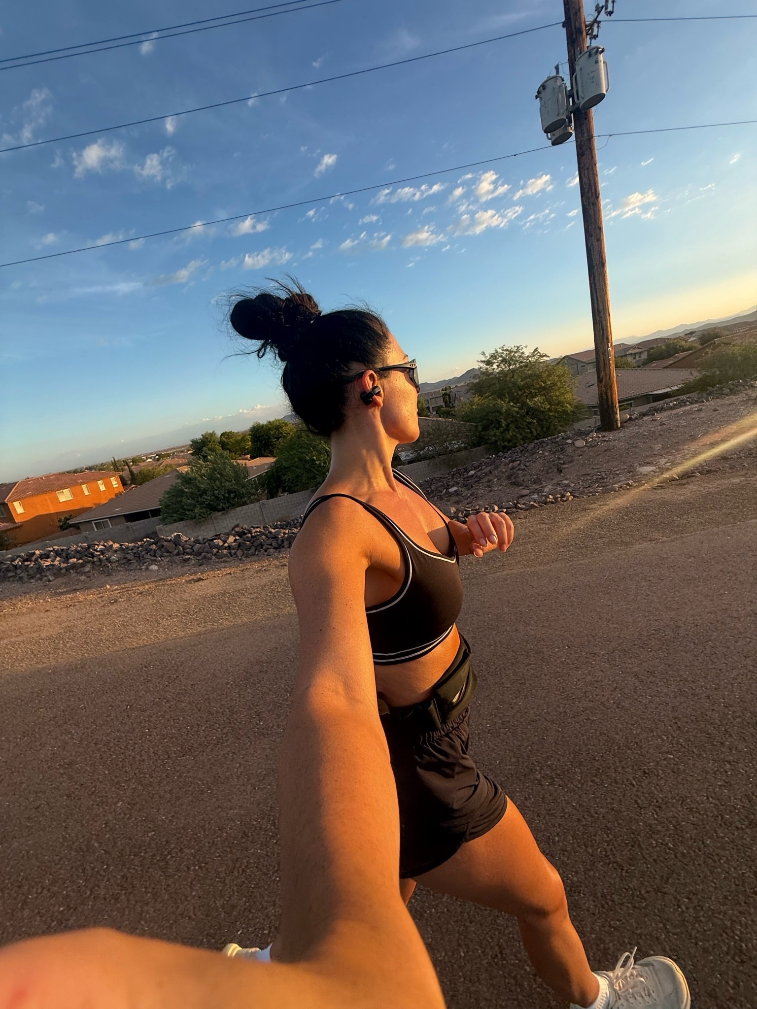 Happy Thursday! Sharing my morning running outfit and some wellness essentials!

#LTKActive #LTKmorningroutine #LTKfitnessgoals