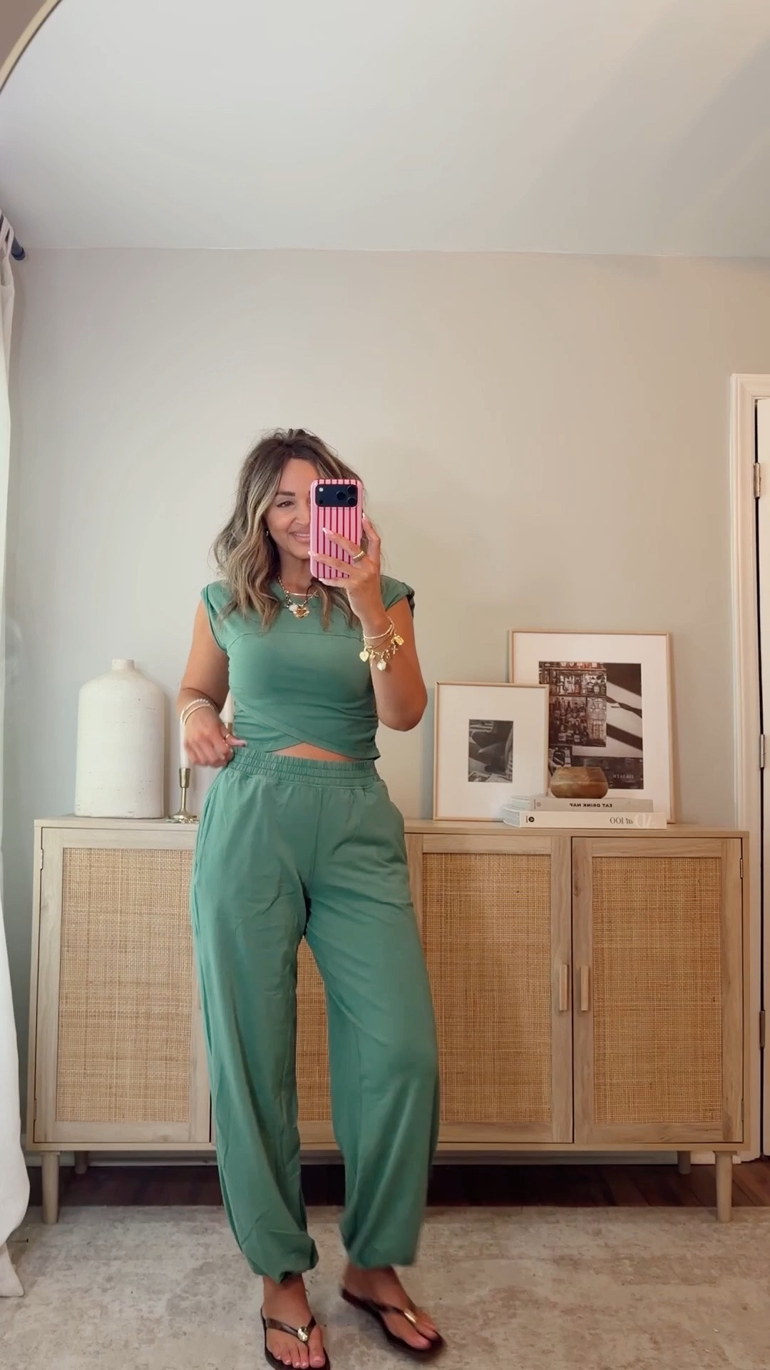 easy throw on & go active looks 👟my fav set, the perfect cropped tee & the best lightweight active shorts. size S pant set, size M/L sports bra (size down, should have done a XS/S) it’s SO stretchy! incredibly soft material! size M shorts. walk ootd, summer outfit, free people @freepeople

#LTKootd #LTKActive #LTKfitnessgoals