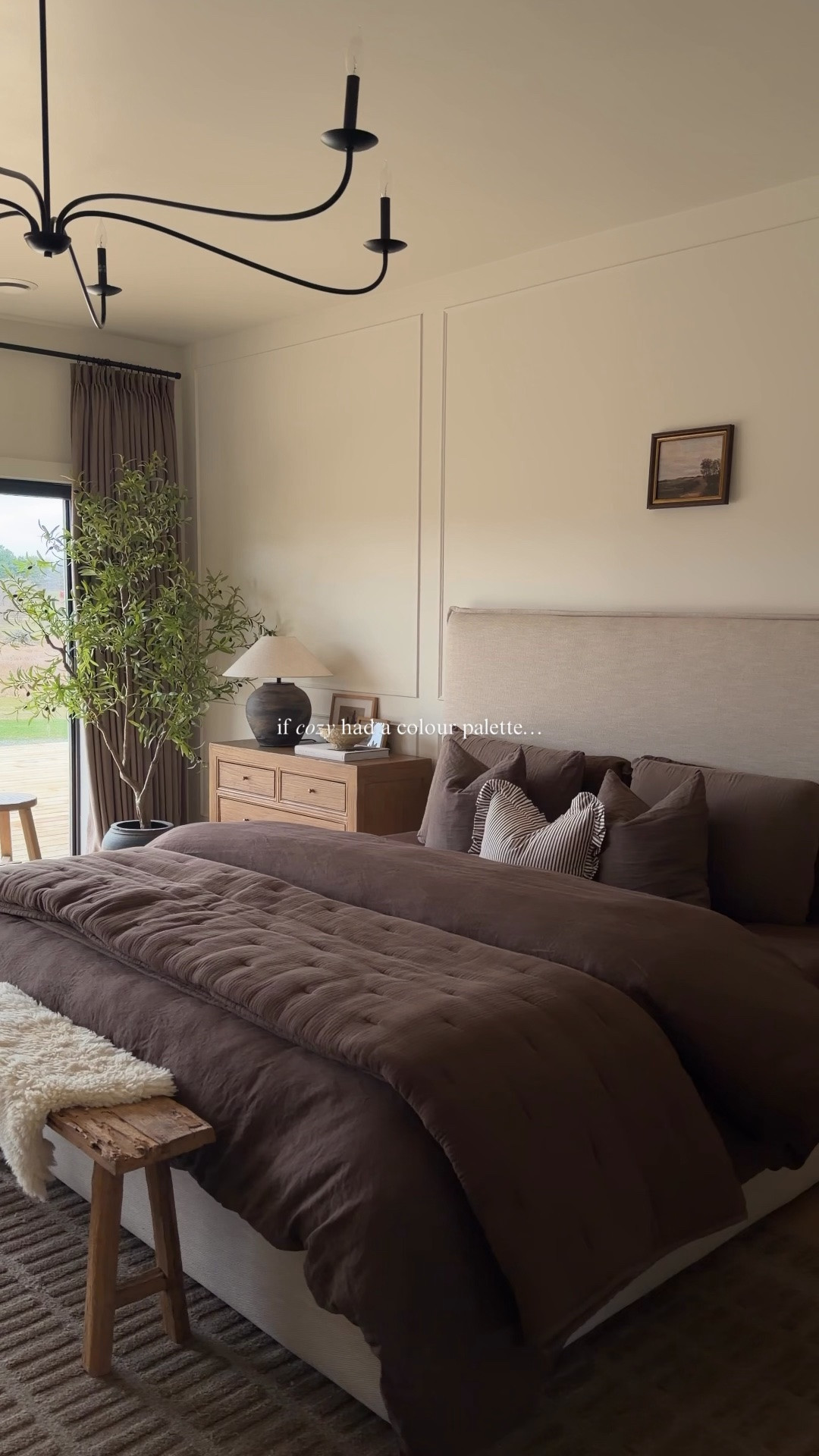 I fear I peaked with this bedding combo…

the layered browns, the linen texture, the earthy tones🥹

#LTKsale #LTKhome #LTKstyletip