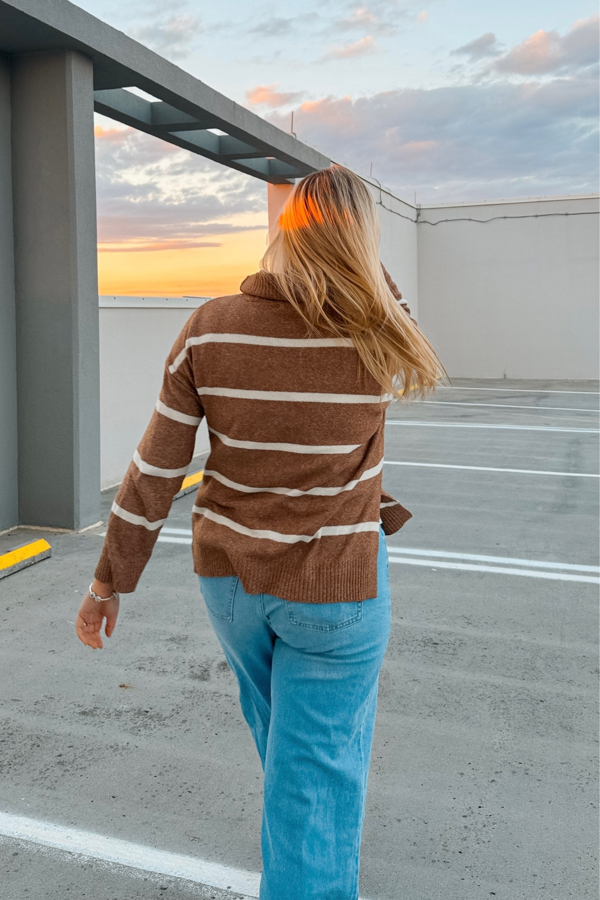 Golden hour 🌅

#LTKSpringSale #LTKfindsunder50 #LTKSeasonal