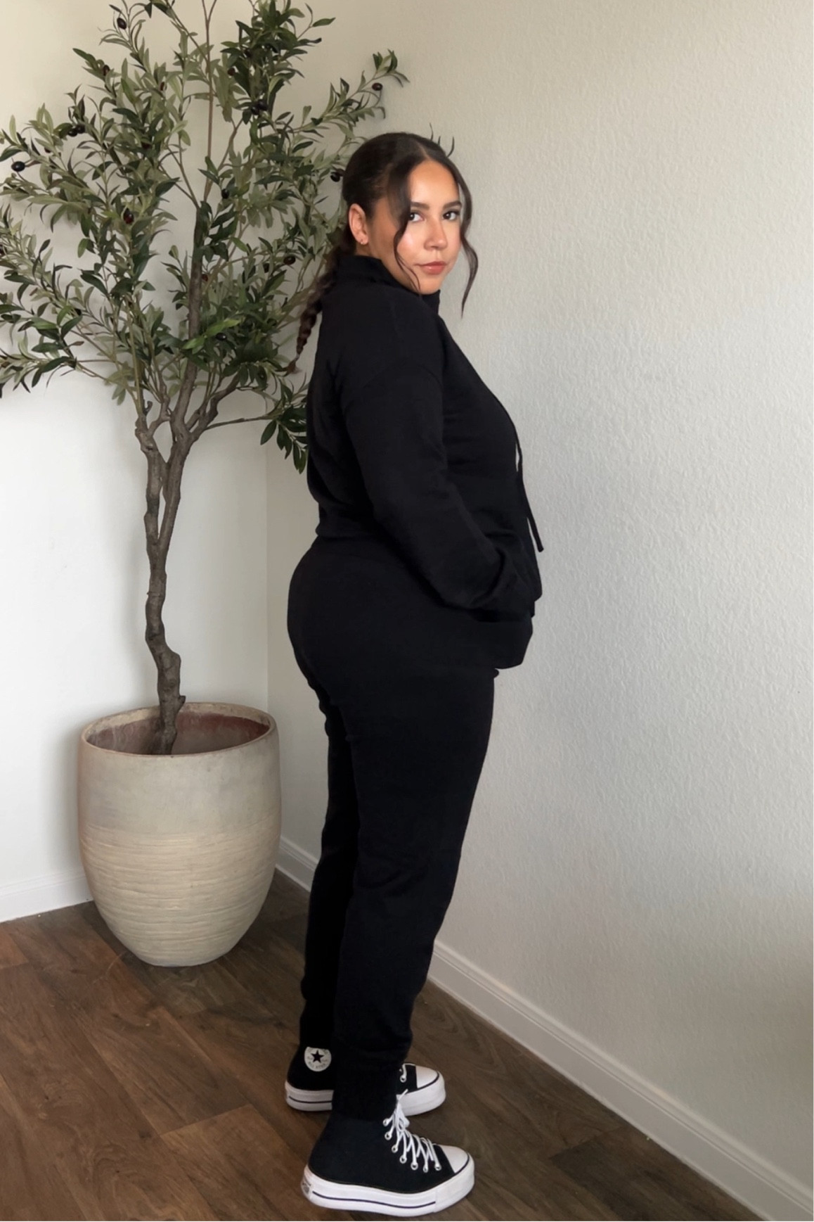 All black everything. Midsize mom, midsize style, black matching set, Amazon find, Amazon sets

#LTKmidsize #LTKfitness #LTKfindsunder100