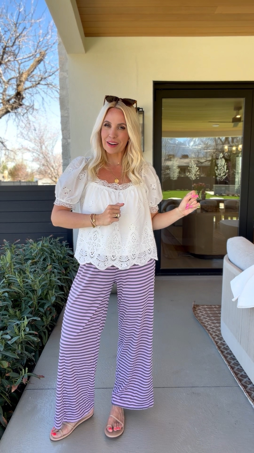 These pants are so cute and comfy! 

#LTKootd #LTKgrwm #LTKmomlife