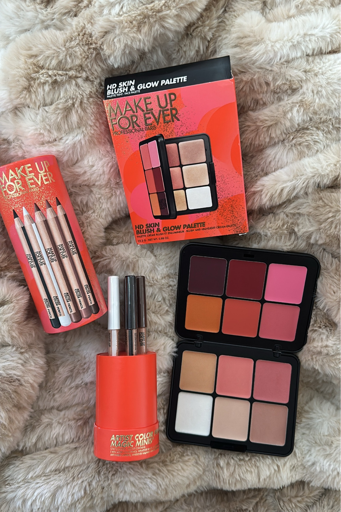 Gift Idea 💡💄🎁


#LTKGiftGuide #LTKSeasonal #LTKHoliday