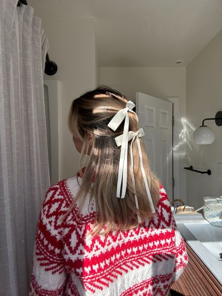 Ribbon hair bow style favorites from Amazon 

Hair tutorial, hair bow, hair ribbon

#LTKbeauty