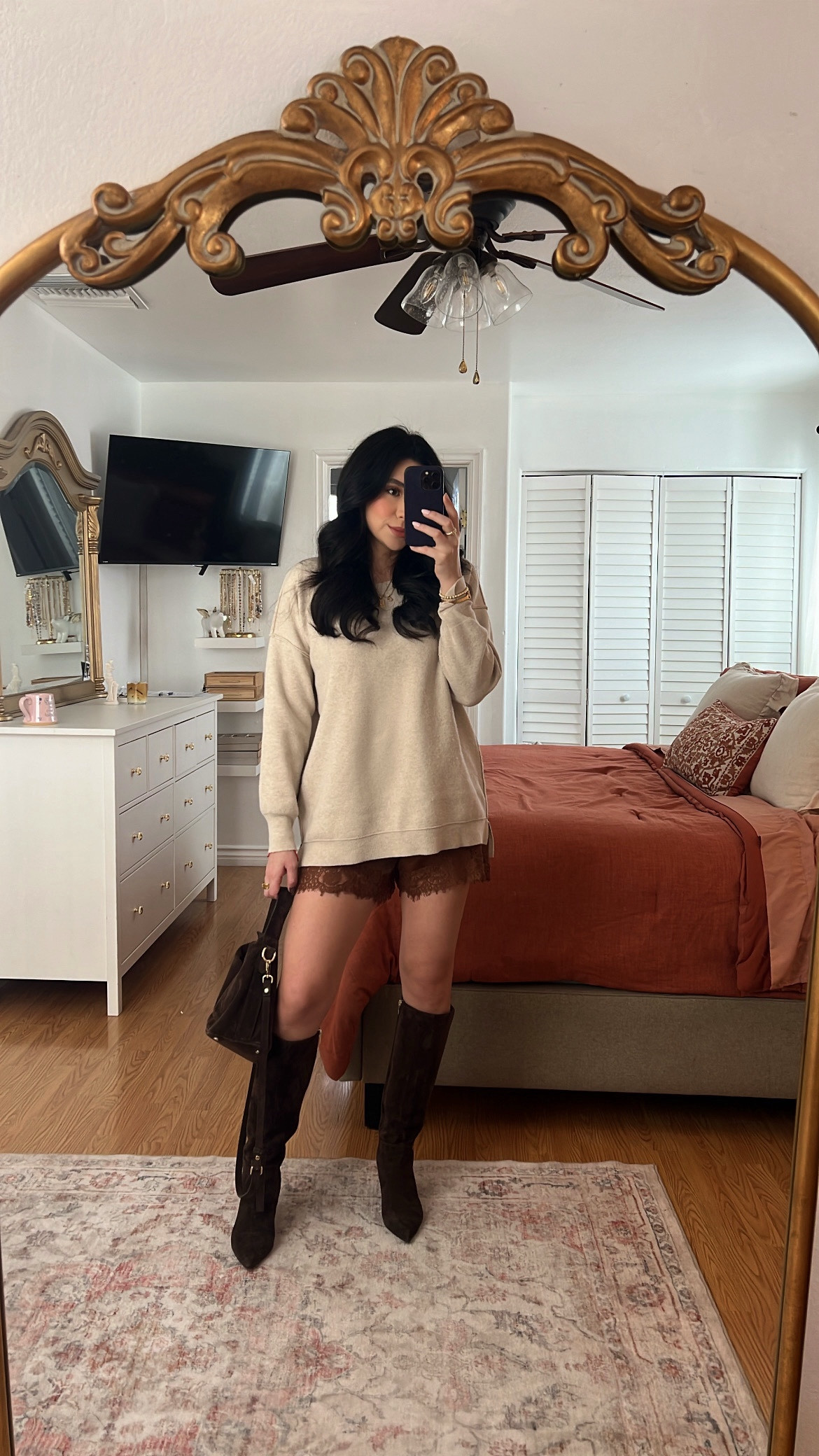 I’ve been waiting for the perfect weather to wear these shorts 🤎

#LTKootd #LTKValentine #LTKgrwm
