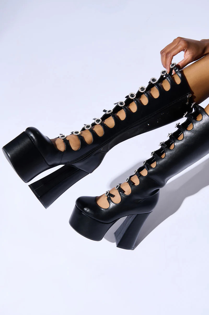 AZALEA WANG TOMLIN BLACK BOOT | AKIRA