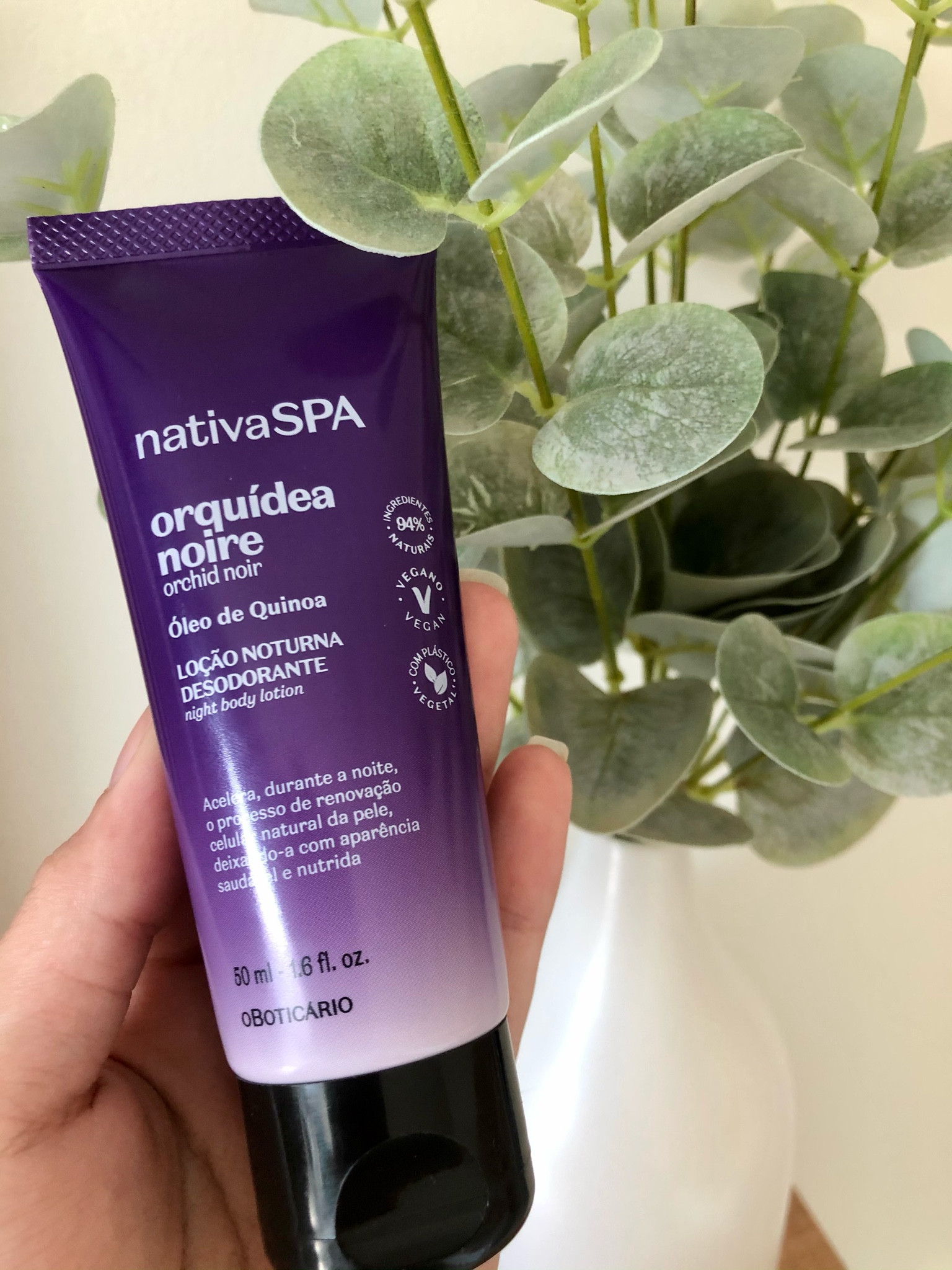 Sabe aquele hidratante que te deixa super cheirosa ? Pois então , os da Boticário são perfeitos ! Essa é a nova linha deles a de Orquídea que tem um cheiro simplesmente MARAVILHOSO ! Eu tô apaixonada 💜😍 se eu fosse vc corria e garantia o seu 😉

#LTKbrasil #LTKbeauty