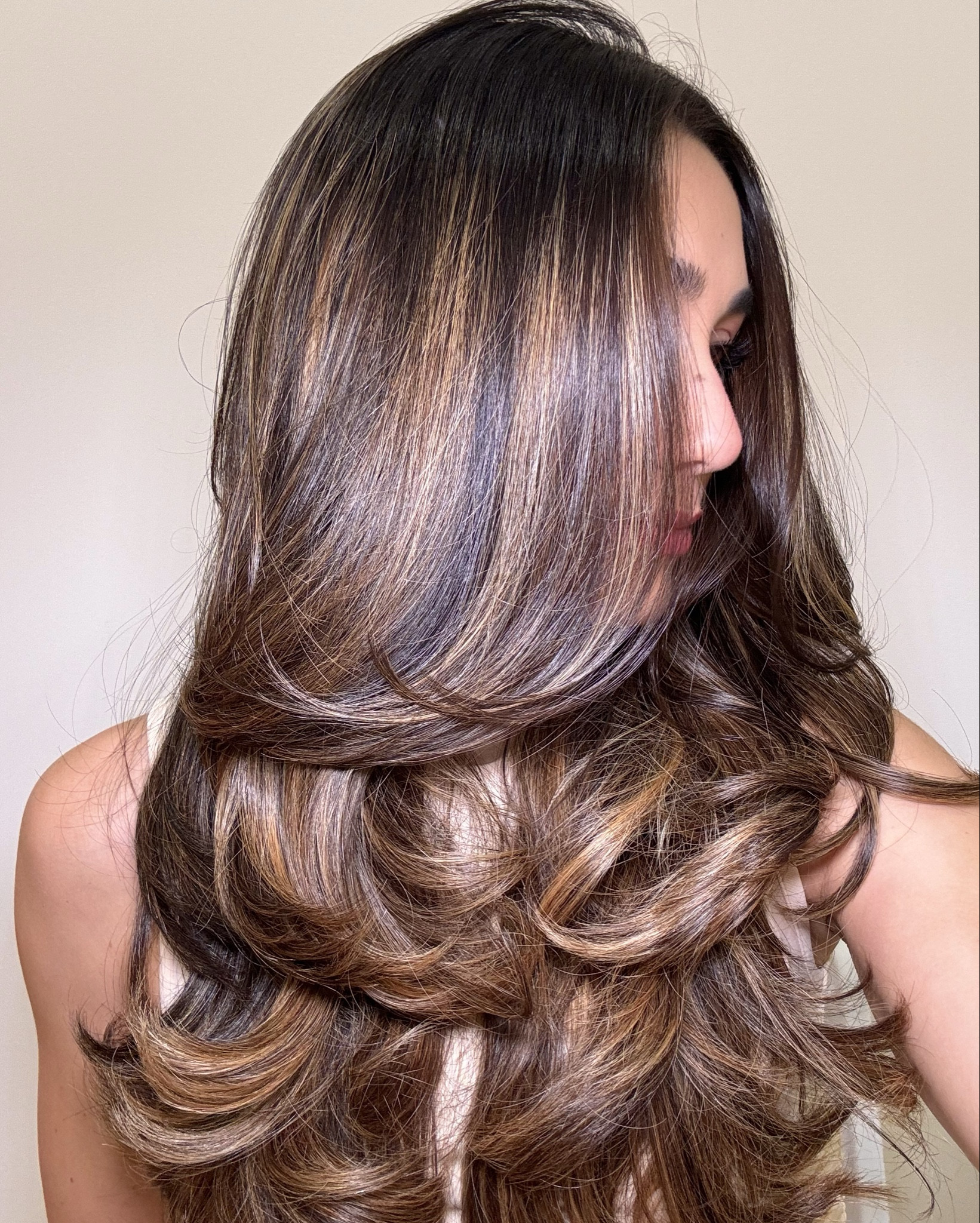 The easiest blowout ever! 😌 This is hands down my favorite styling set from my go-to hair tools brand. The quality is unmatched, and every tool works like a dream. A must-have for anyone who loves salon-quality results at home! #hair #hairtutorial #blowout #hairstyle

#LTKBeauty #LTKFindsUnder50 #LTKStyleTip