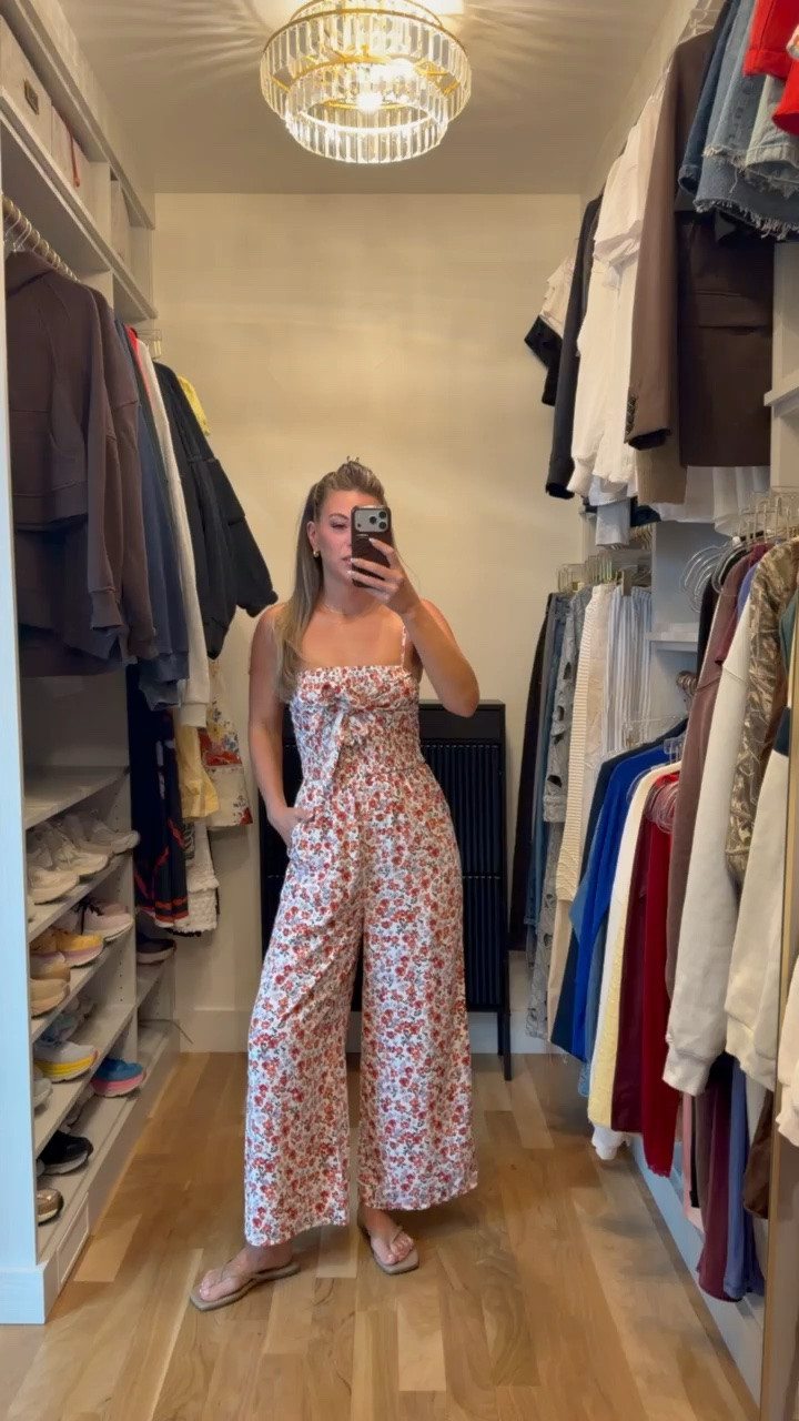 amazon printed romper for resort wear, summer vacation or beach 

divi: emerson15
electric picks: emerson20

i did my normal size small 

Beach 
Vacation
Summer looks
Destination
Coverup 
Swimwear
Pool day
Resortwear

#LTKSeasonal #LTKootd #LTKSwim