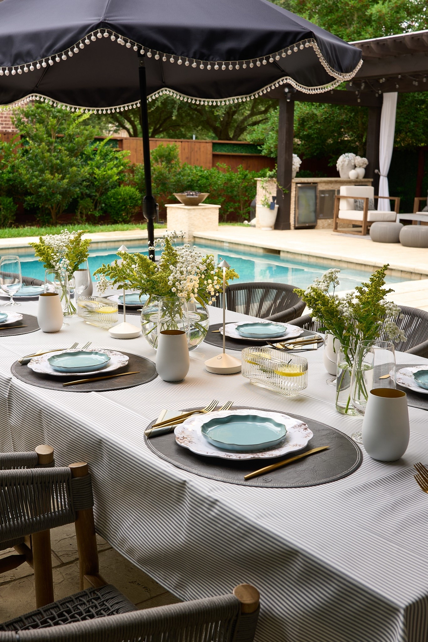 Summer Entertaining 💛

#ad
#table06
#outdoor table

#LTKHome #LTKSeasonal #LTKSummerEdit