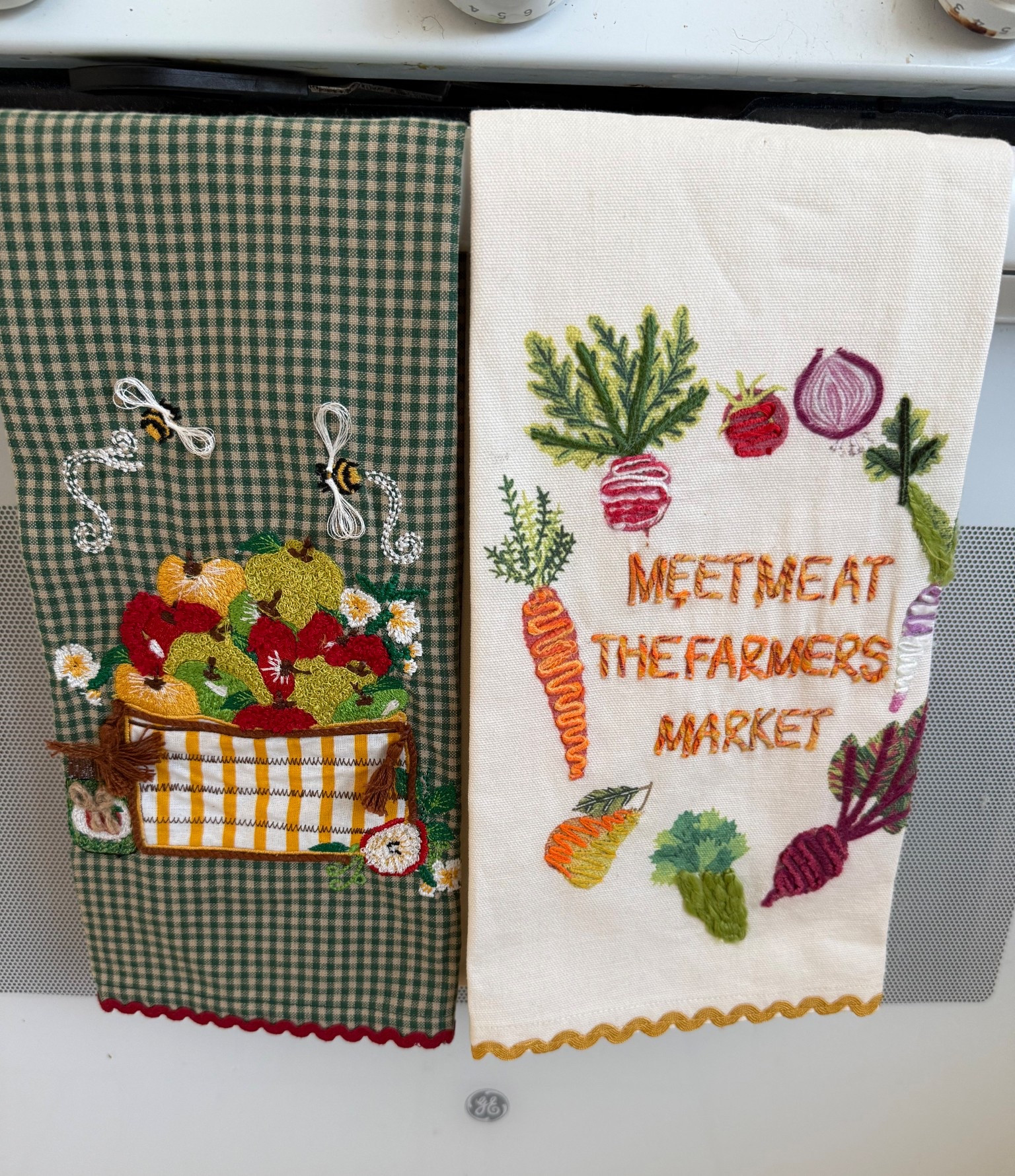 Cutest ever fall kitchen towels!!!😭😭😭


fall home
fall kitchenn

#LTKautumn #LTKHome #LTKSeasonal