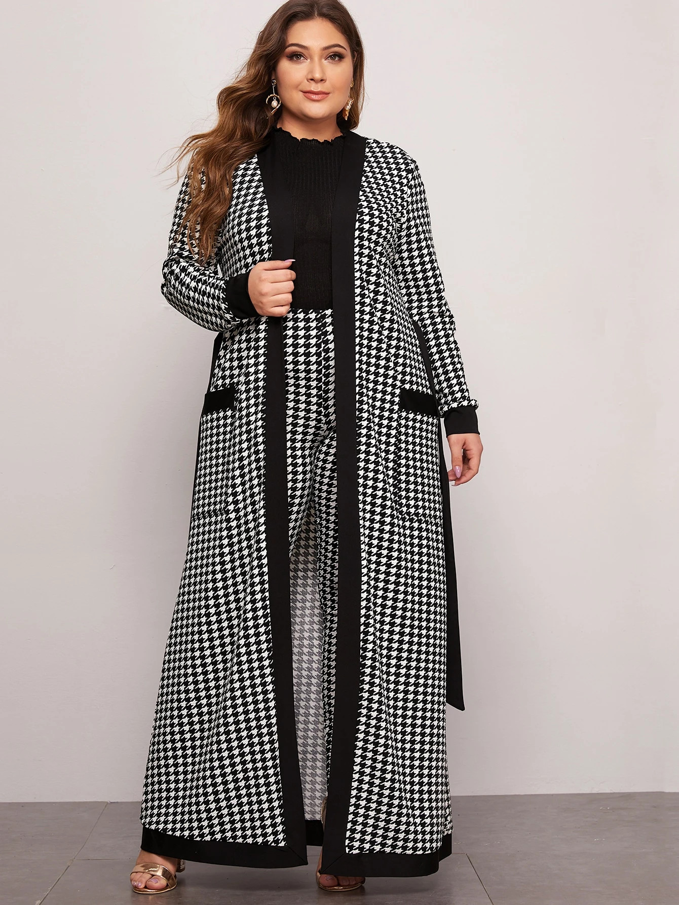 SHEIN Plus Patch Pocket Belted Houndstooth Coat & Leggings Set | SHEIN