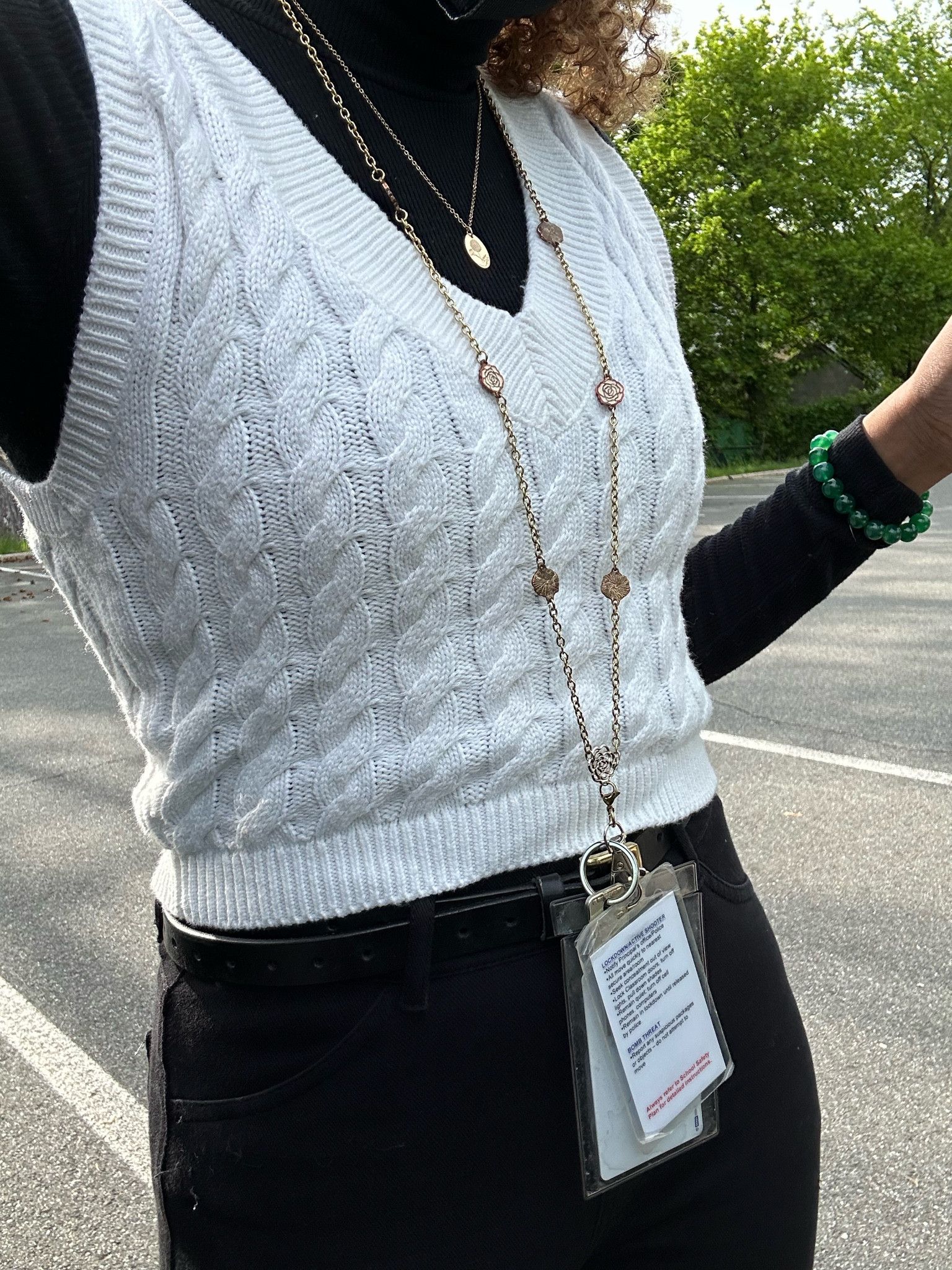 when it’s cold but sunny out 🌤️

#LTKSeasonal #LTKunder50 #LTKworkwear