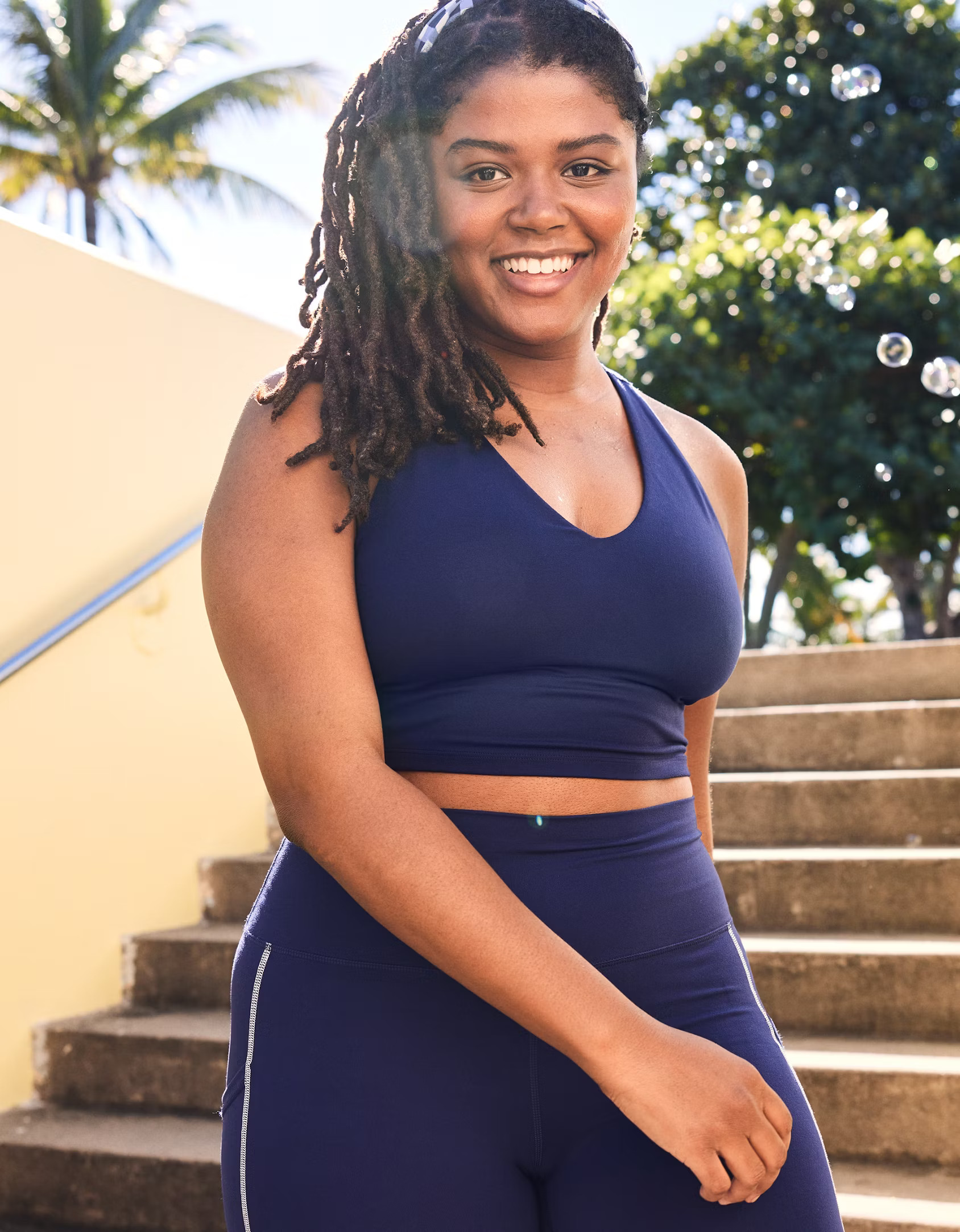 OFFLINE by Aerie The Hugger Pop Stitch Voop Sports Bra | American Eagle Outfitters (US & CA)