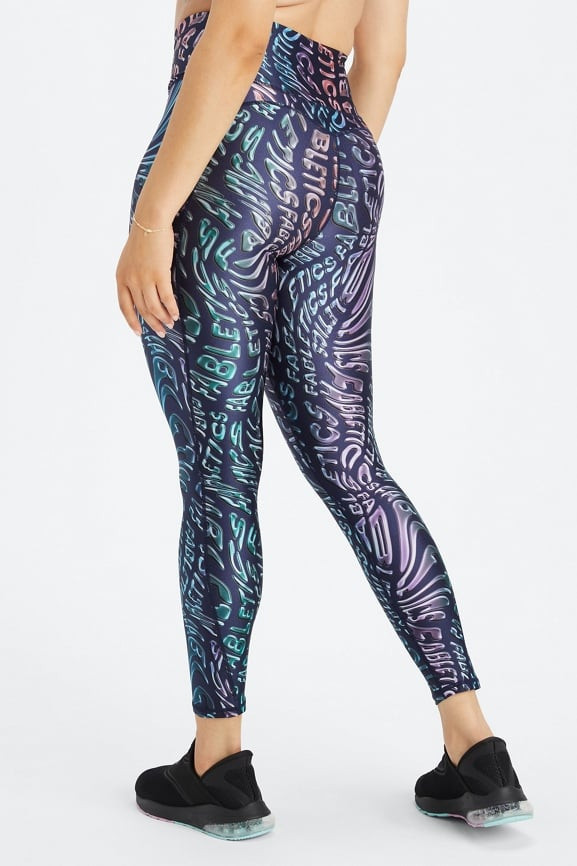 Ultra High-Waisted Shine 7/8 Legging | Fabletics - North America
