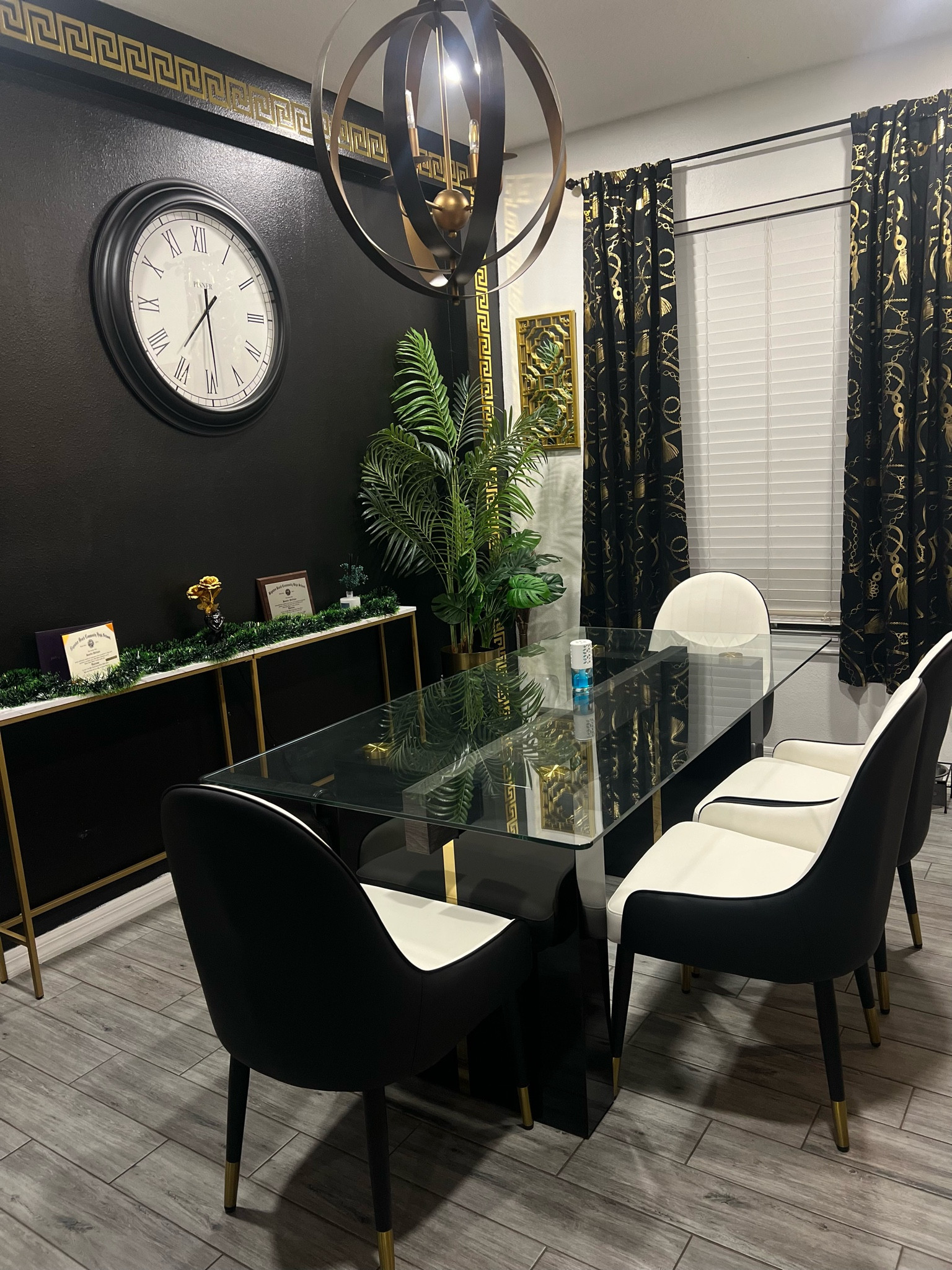 Finished my dinning room all I’m missing is a centerpiece for the table 

#LTKFamily #LTKHome #LTKSeasonal