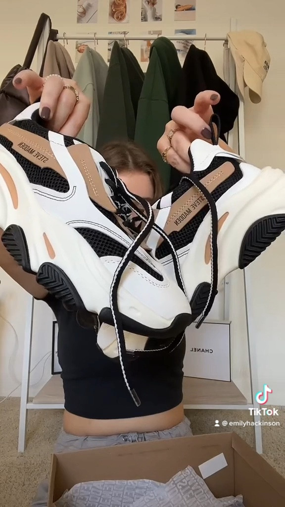 so in love with these shoes !! 🤎🖤

#LTKFind #LTKSeasonal #LTKstyletip