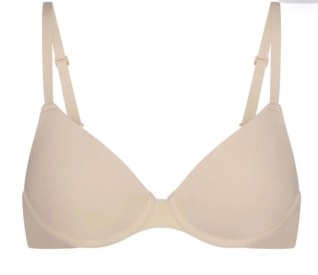 The BEST everyday bra. Trust me when I say you need this bra. It’s very comfortable plus makes the girls look great. 
#bra #everydaybra #musthave

#LTKgrwm #LTKdayinmylife #LTKWorkwear