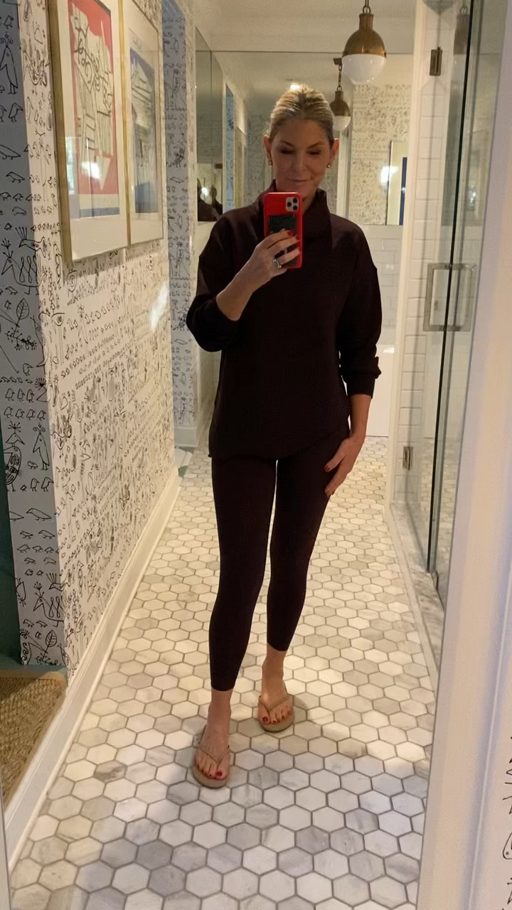 Our latest must-haves from @spanx! 🤎 #spanxpartner