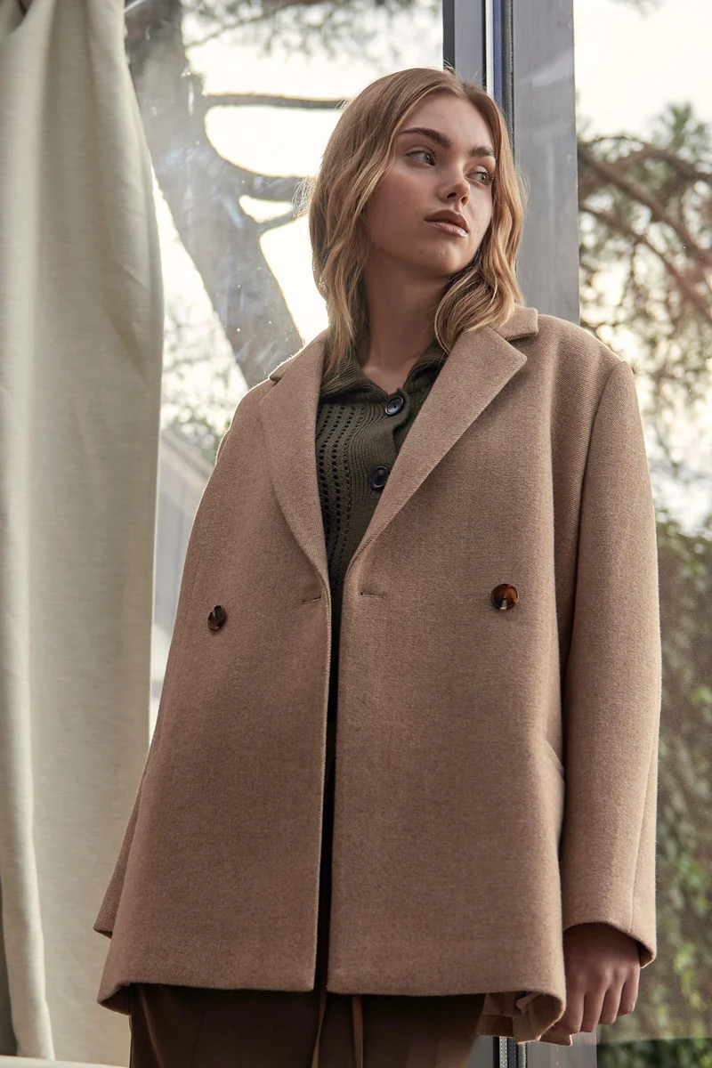 JACKIE BLAZER BEIGE | Jovonna London